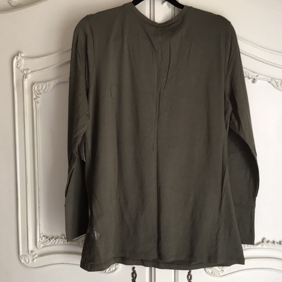 🏵️donated 10/25 NWT Ana black green colored XL long sleeve gold - Picture 5 of 5